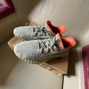 Adidas Yeezy Boost 350 V2 Beluga